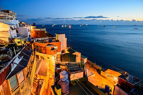 Huinnyeoul Culture Village Cafe Row