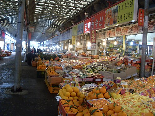 Dongmun Market